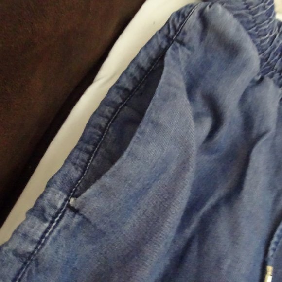 Love & Legend Ruffle Shorts Dark Denim Shorts Size 14 - Picture 5 of 6